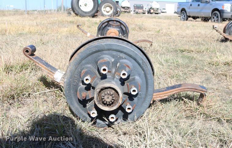 image for item EE9762 (2) axles