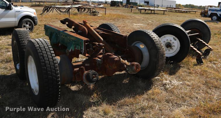 image for item EE9763 GMC Brigadier axles