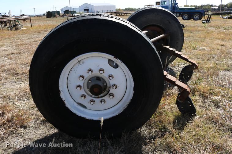 image for item EE9763 GMC Brigadier axles