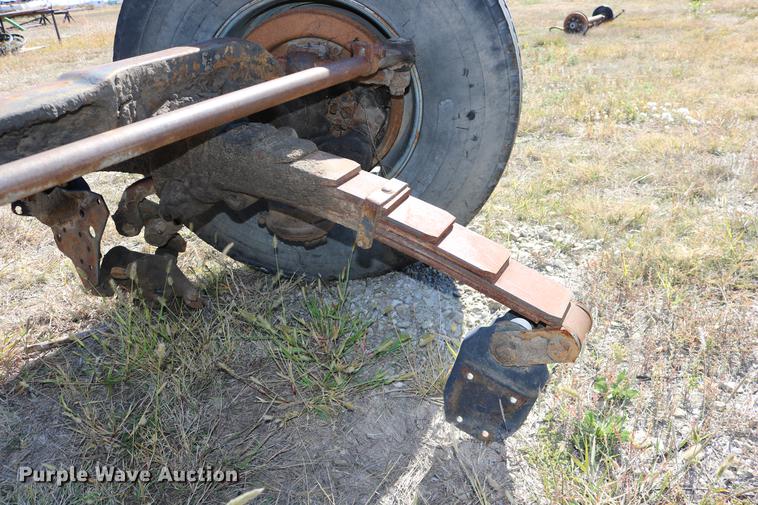 image for item EE9763 GMC Brigadier axles