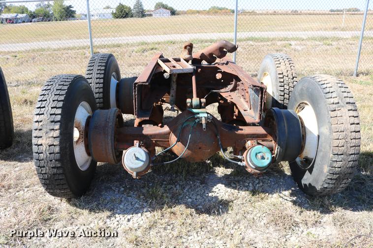 image for item EE9763 GMC Brigadier axles