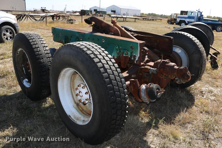 image for item EE9763 GMC Brigadier axles