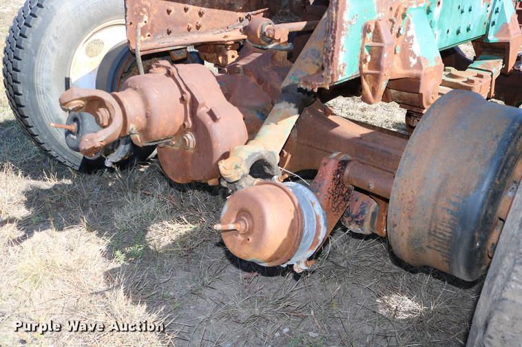 image for item EE9763 GMC Brigadier axles