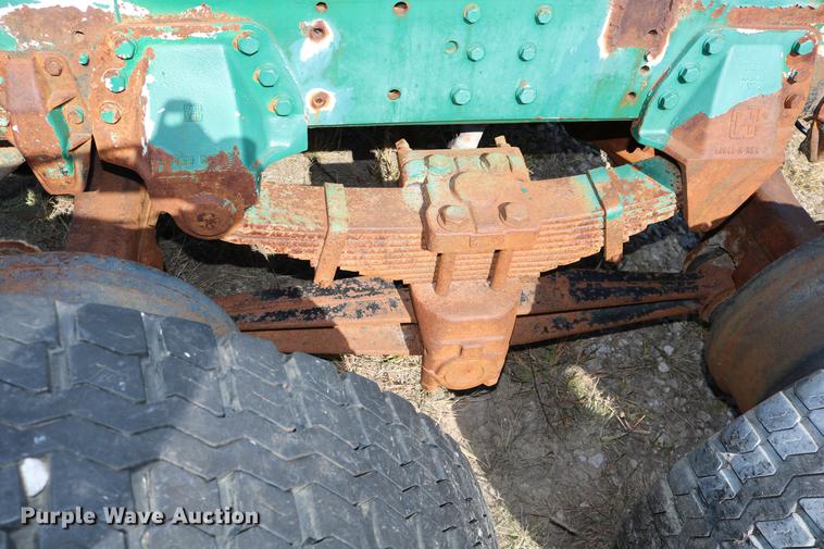 image for item EE9763 GMC Brigadier axles