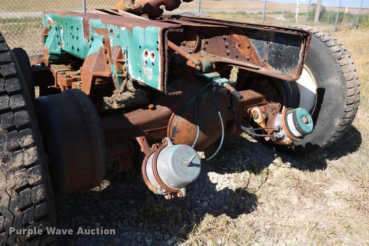 image for item EE9763 GMC Brigadier axles