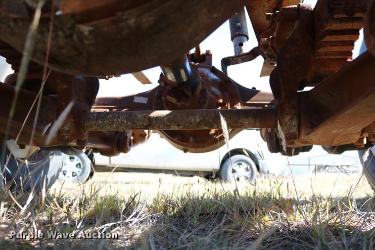 image for item EE9763 GMC Brigadier axles