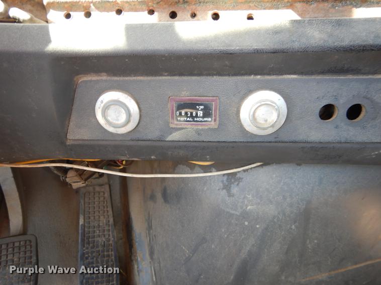 image for item J5660 1997 Ford LTS9000 vacuum truck