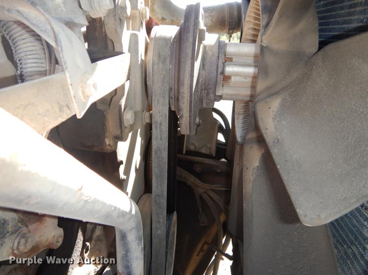 image for item J5660 1997 Ford LTS9000 vacuum truck