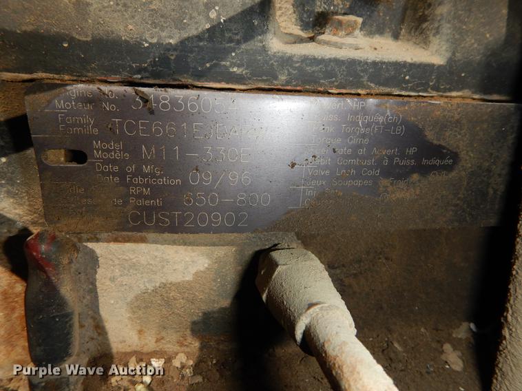 image for item J5660 1997 Ford LTS9000 vacuum truck