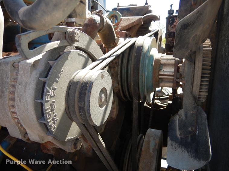 image for item J5661 1990 International 4900 truck chassis