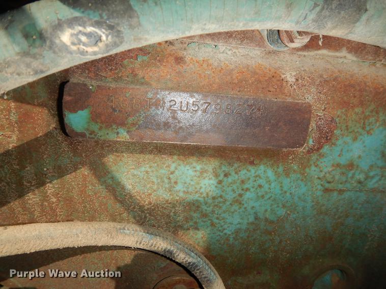 image for item J5661 1990 International 4900 truck chassis