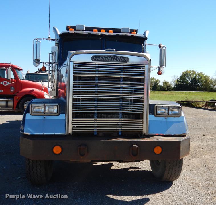 image for item J5662 1988 Freightliner FLC dump truck