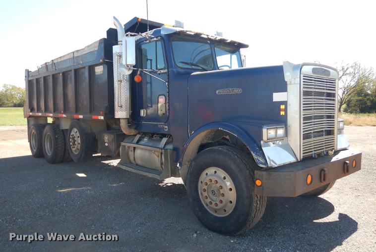 image for item J5662 1988 Freightliner FLC dump truck