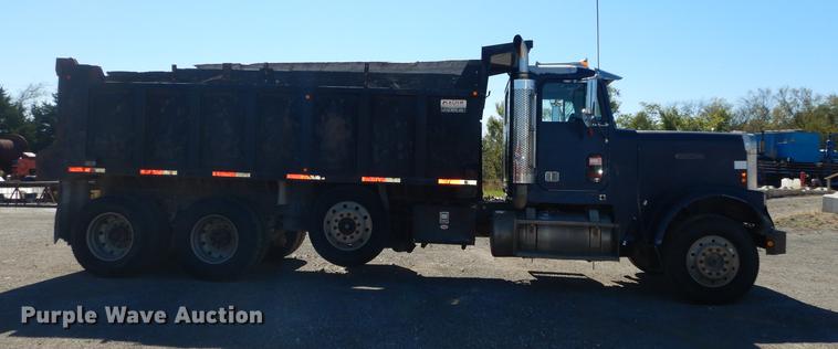 image for item J5662 1988 Freightliner FLC dump truck