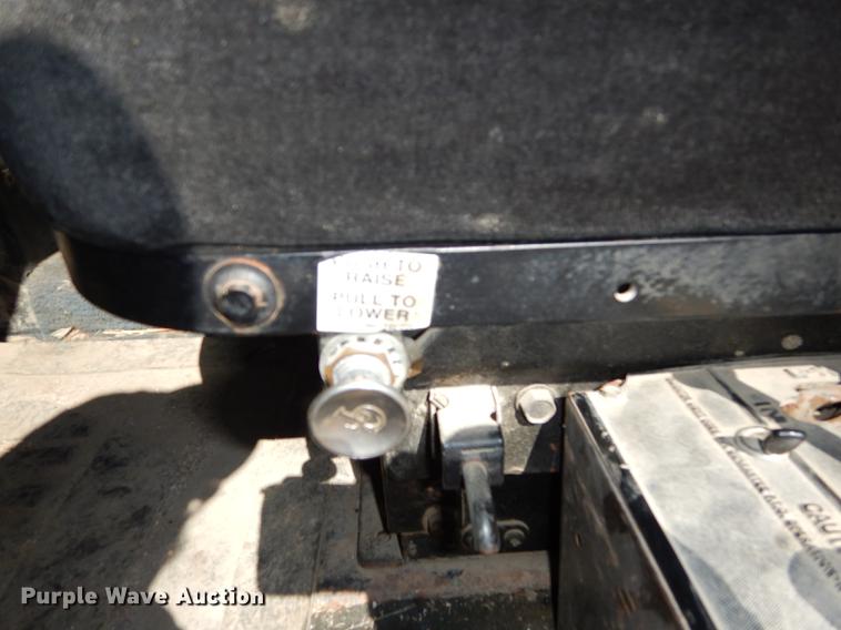 image for item J5662 1988 Freightliner FLC dump truck