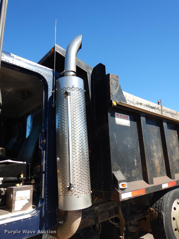 image for item J5662 1988 Freightliner FLC dump truck