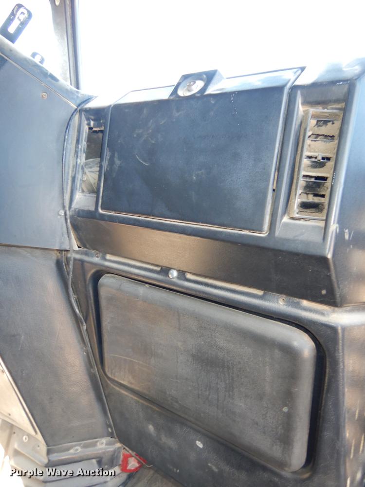 image for item J5662 1988 Freightliner FLC dump truck