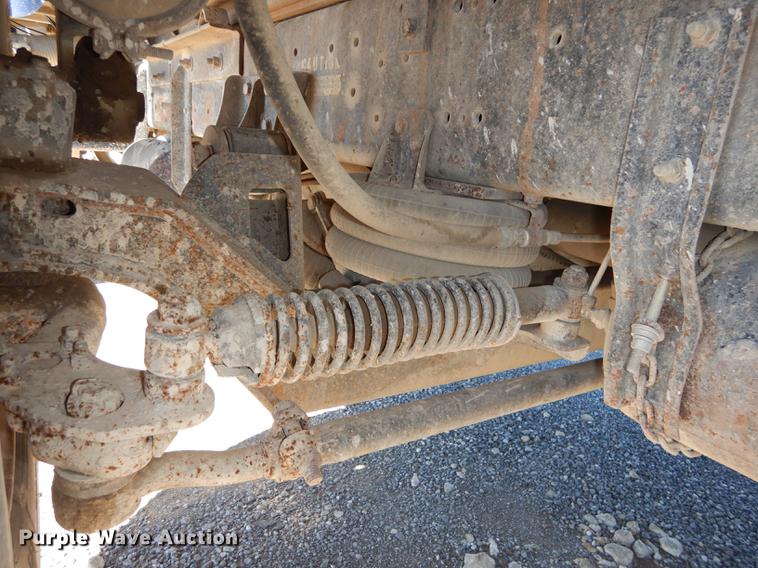 image for item J5662 1988 Freightliner FLC dump truck