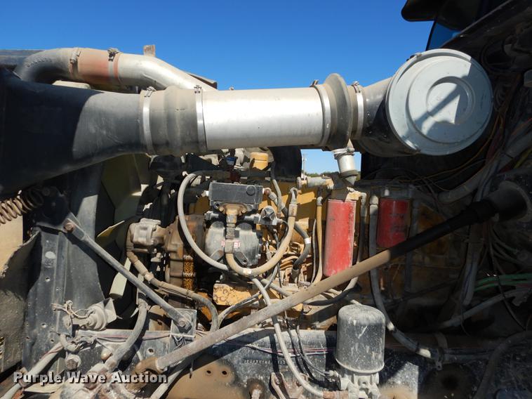 image for item J5662 1988 Freightliner FLC dump truck