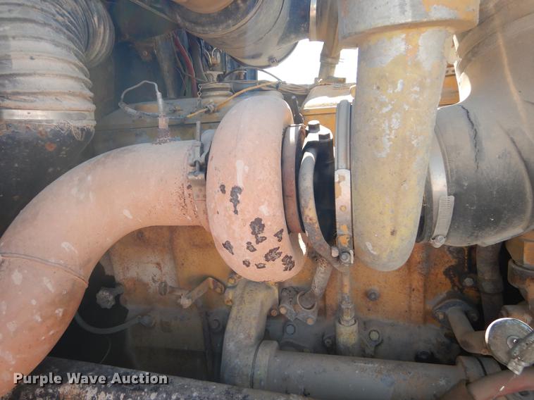 image for item J5662 1988 Freightliner FLC dump truck