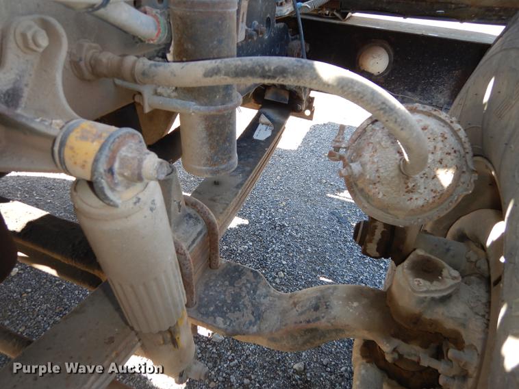 image for item J5662 1988 Freightliner FLC dump truck