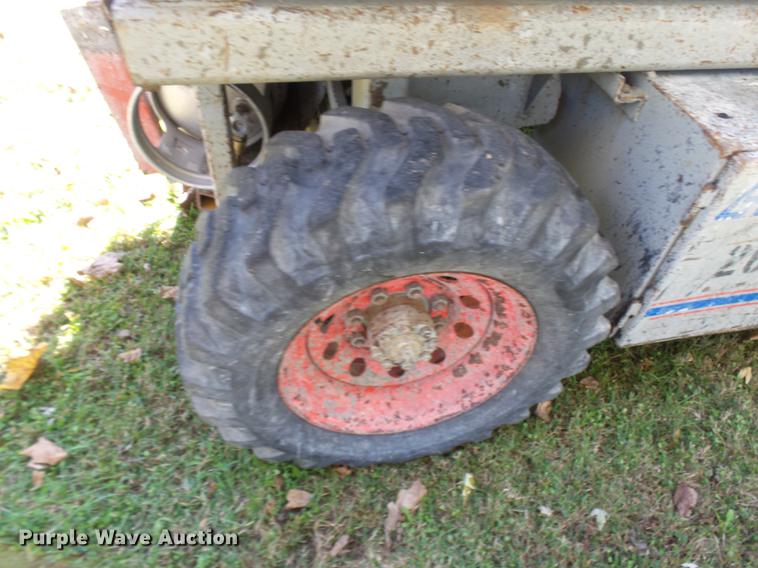 image for item K1763 1994 Sky Jack SJ7027 scissor lift