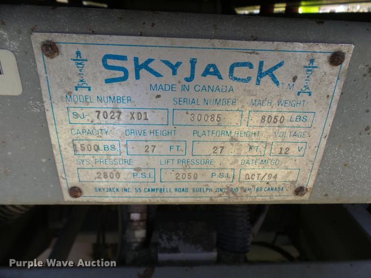 image for item K1763 1994 Sky Jack SJ7027 scissor lift