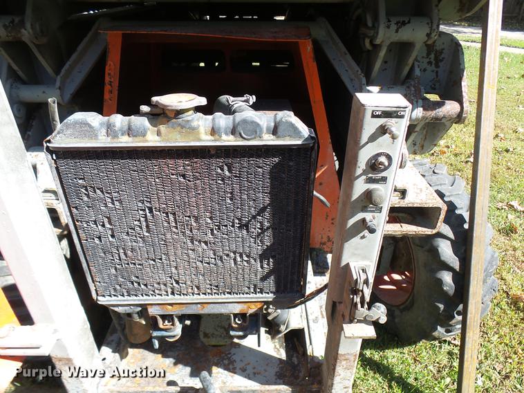 image for item K1763 1994 Sky Jack SJ7027 scissor lift