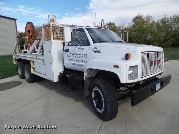 image for item L5636 1990 GMC TopKick reel truck