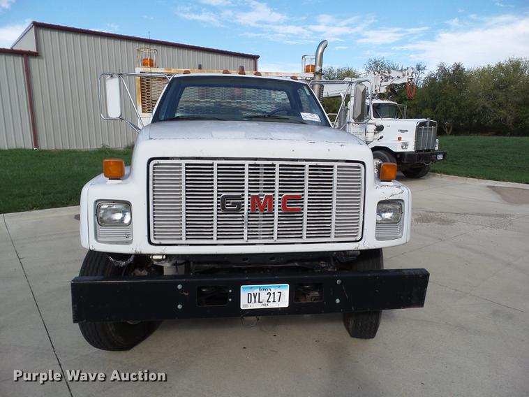 image for item L5636 1990 GMC TopKick reel truck