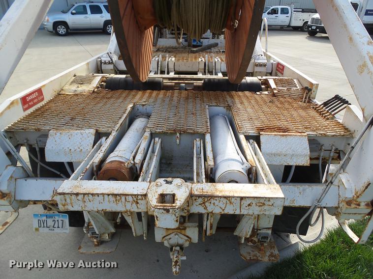 image for item L5636 1990 GMC TopKick reel truck