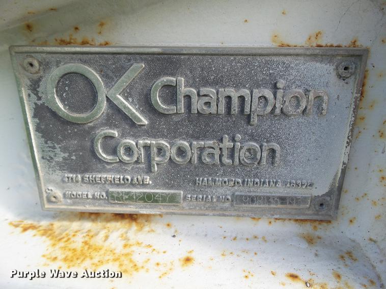 image for item L5636 1990 GMC TopKick reel truck