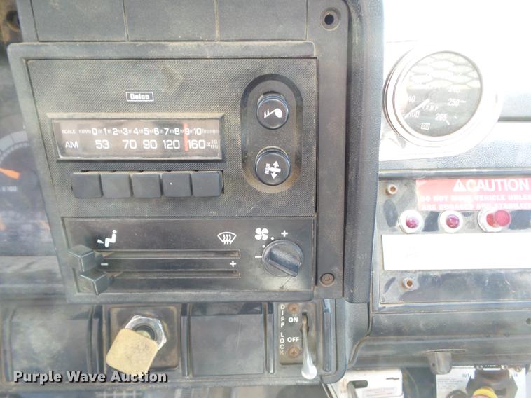 image for item L5636 1990 GMC TopKick reel truck