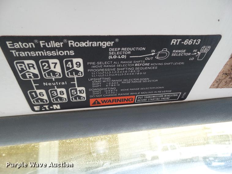 image for item L5636 1990 GMC TopKick reel truck