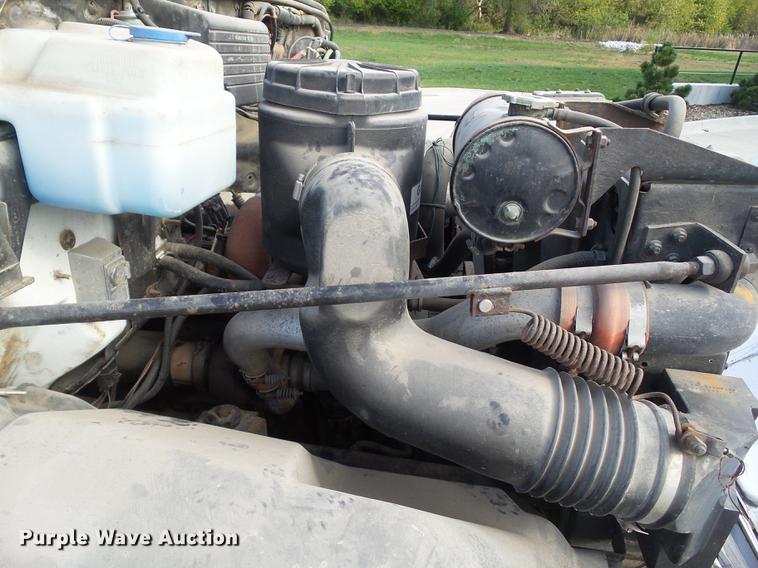 image for item L5636 1990 GMC TopKick reel truck