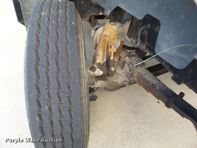 image for item L5636 1990 GMC TopKick reel truck