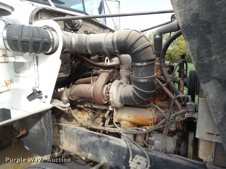 image for item L5637 1982 Kenworth C500 digger derrick truck