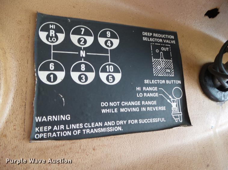 image for item L5637 1982 Kenworth C500 digger derrick truck