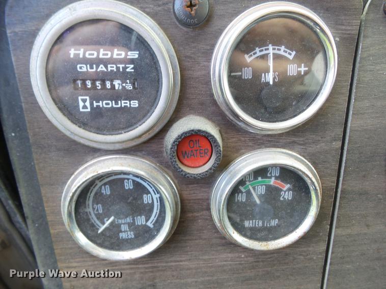 image for item L5637 1982 Kenworth C500 digger derrick truck