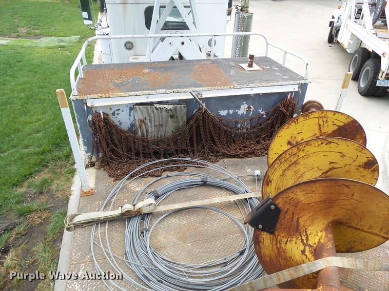 image for item L5637 1982 Kenworth C500 digger derrick truck