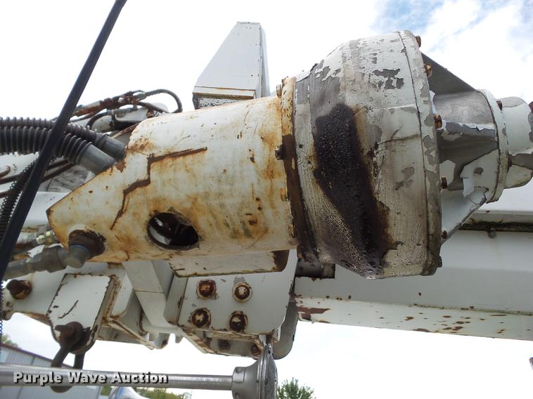 image for item L5637 1982 Kenworth C500 digger derrick truck