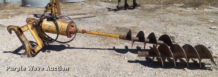 image for item AZ9390 Mcmillen post hole auger