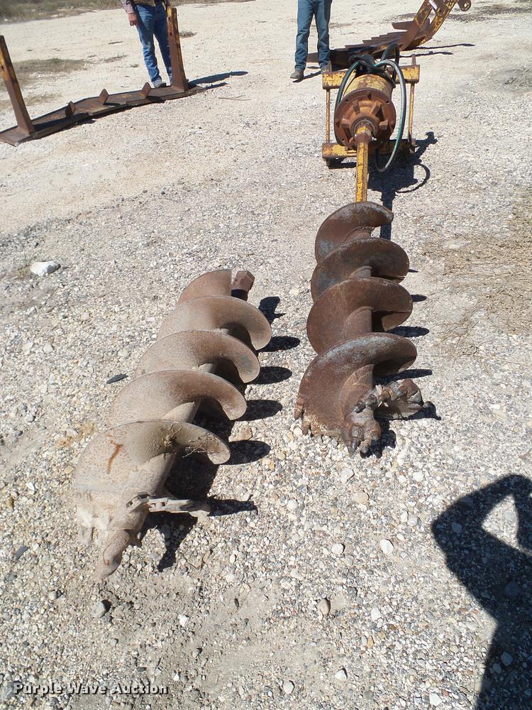 image for item AZ9390 Mcmillen post hole auger