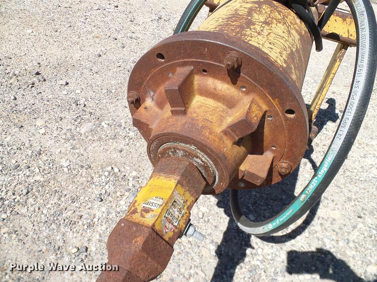 image for item AZ9390 Mcmillen post hole auger