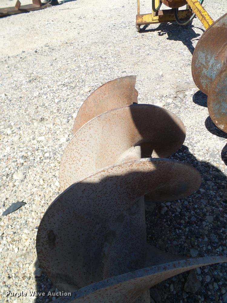 image for item AZ9390 Mcmillen post hole auger