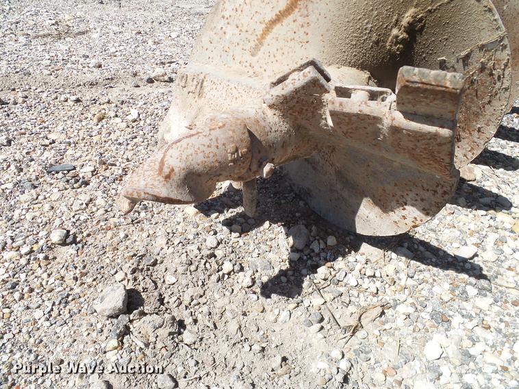 image for item AZ9390 Mcmillen post hole auger