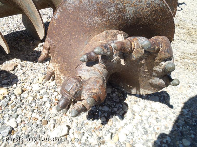 image for item AZ9390 Mcmillen post hole auger