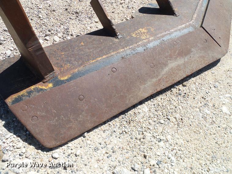 image for item AZ9391 Holt root plow