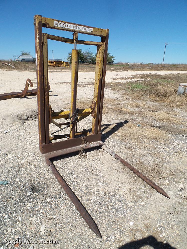 image for item AZ9393 Vermeer bale mover