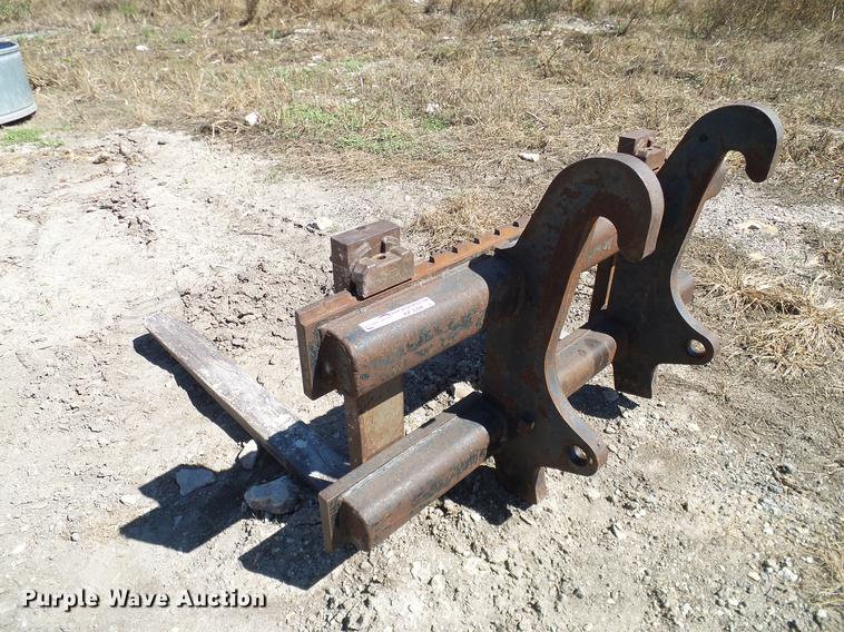 image for item AZ9394 Pallet forks